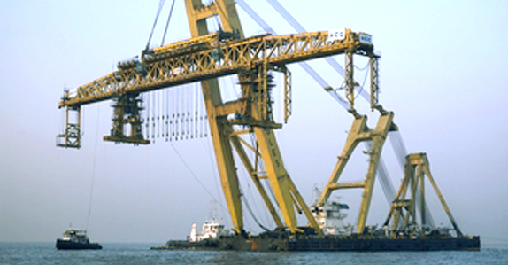 how much can the biggest crane lift how much can the biggest crane lift